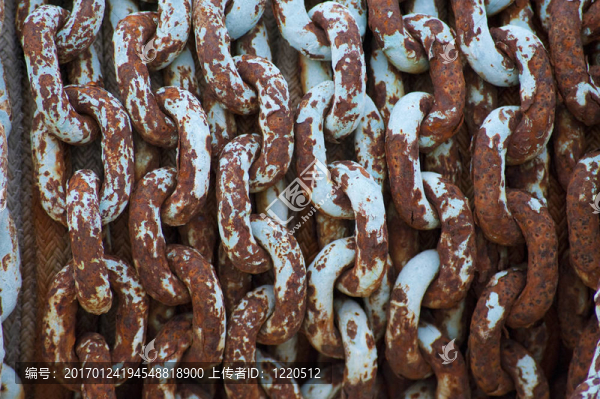 生銹的鏈條-匯圖網(wǎng) www.fosd68.com 生銹的鏈條