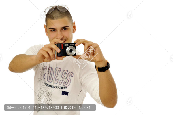 持攝影機的人