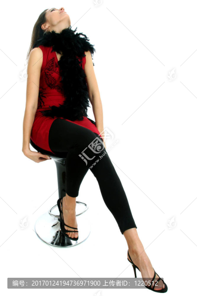 穿紅衣服的女士