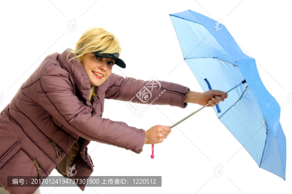 帶傘的時(shí)尚模特