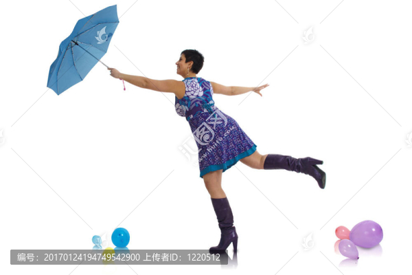 帶傘飛的女人
