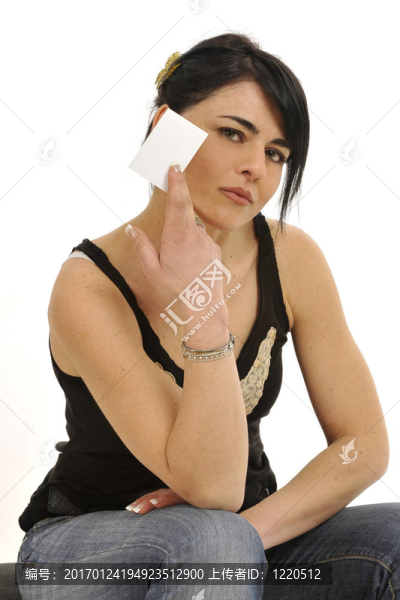 帶名片的女人。