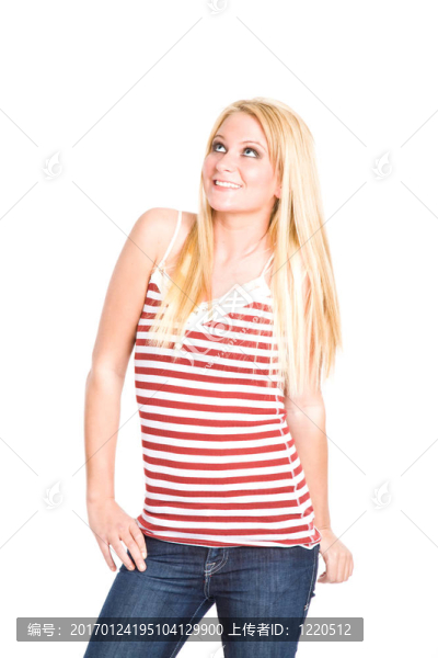 美麗的白種女人抬頭看