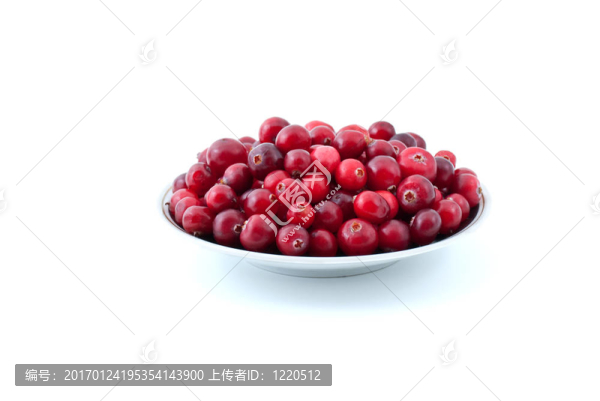 飛碟充滿成熟的紅莓