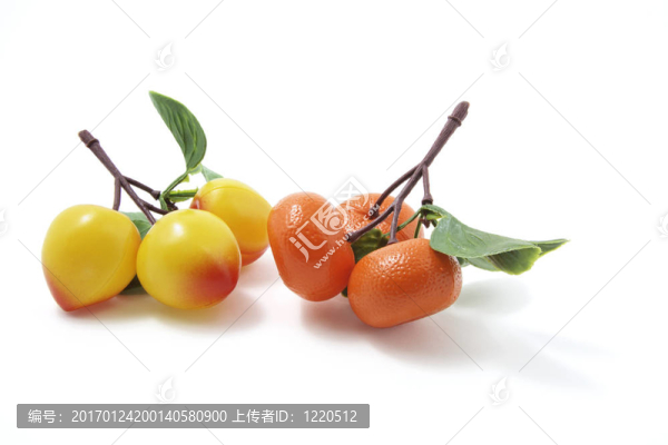 桃子和柑橘的裝飾品