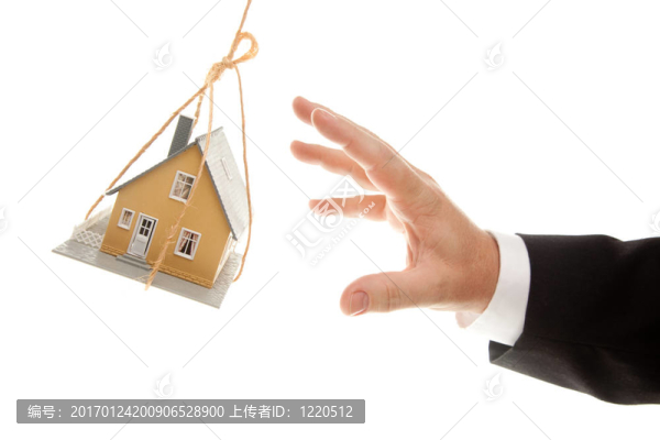 搖擺的房子和商人的手伸手或推