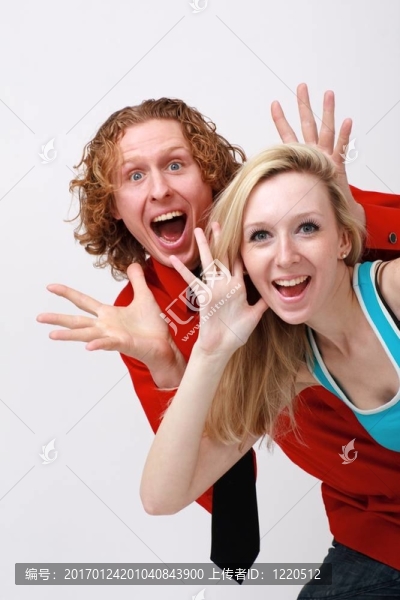 驚訝的夫婦-匯圖網(wǎng) www.fosd68.com 驚訝的夫婦