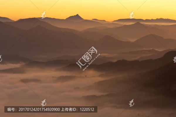 霧山