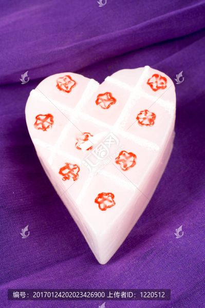 愛(ài)的蠟燭-匯圖網(wǎng) www.fosd68.com 愛(ài)的蠟燭