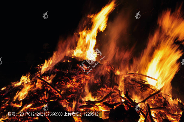 復(fù)活節(jié)的火