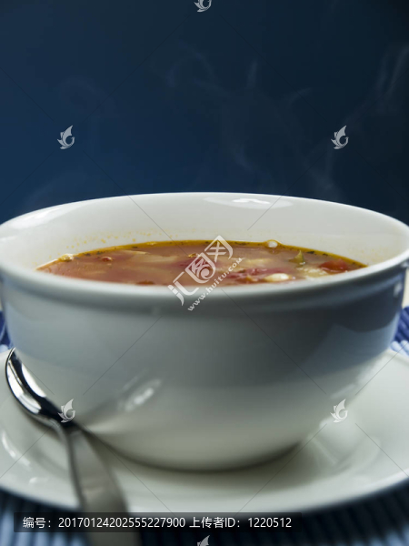 溫暖的素菜湯