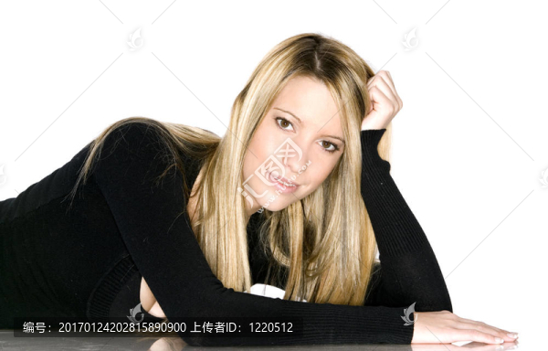 隨意的金發(fā)