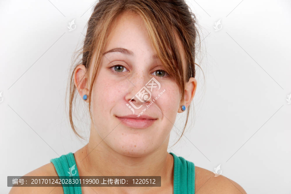 十幾歲的女孩