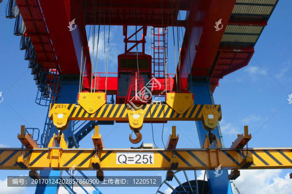 門式起重機(jī)