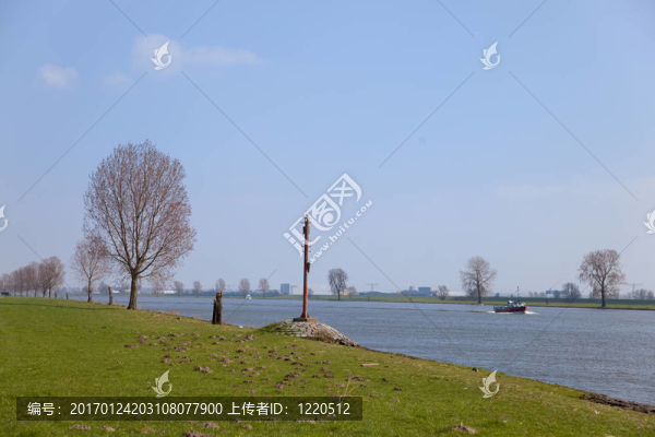 荷蘭的河流-匯圖網(wǎng) www.fosd68.com 荷蘭的河流