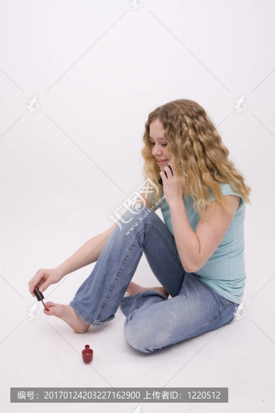 女孩電話和拋光