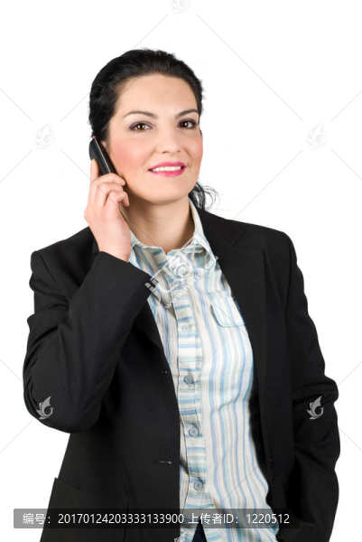 微笑的商業(yè)女性在手機(jī)上交談