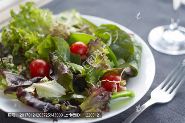 健康午餐；脆；新鮮沙拉