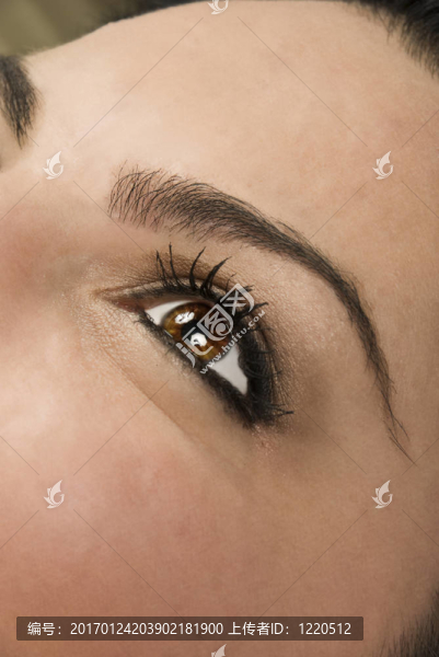女人的眼睛