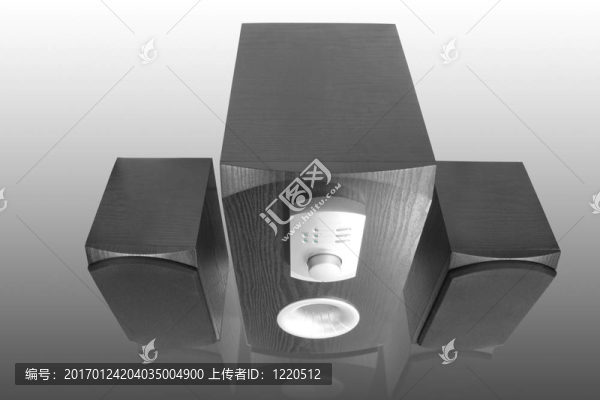 內(nèi)置放大器的計算機喇叭
