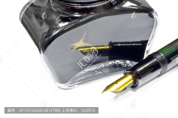 黑色墨水和鋼筆