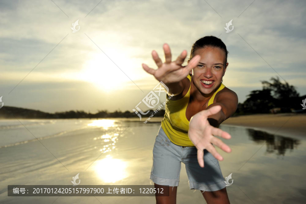 享受海灘-匯圖網(wǎng) www.fosd68.com 享受海灘