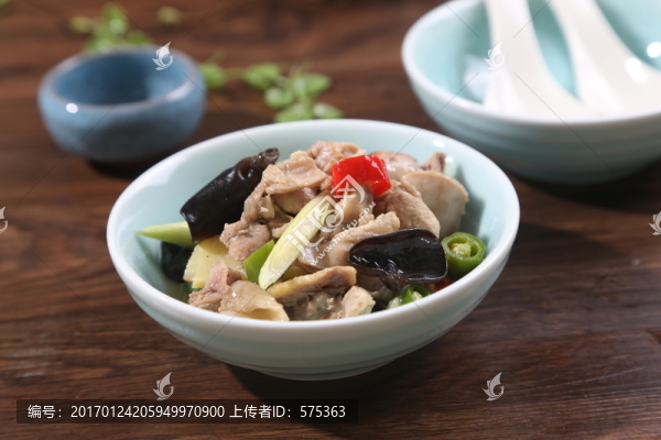 茶油云耳燜雞