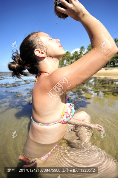 海灘上的女人
