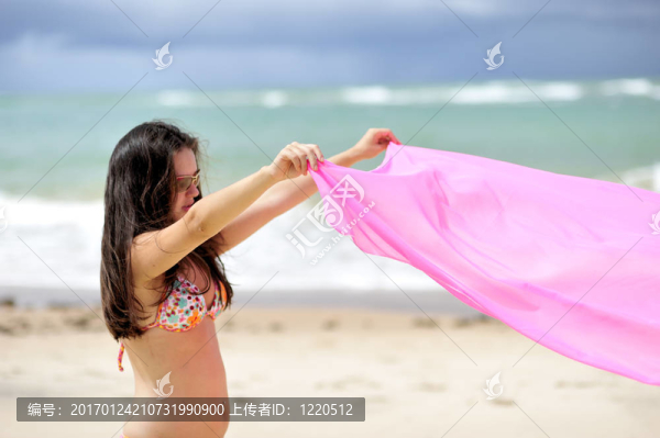 婦女享受她的假期-匯圖網(wǎng) www.fosd68.com 婦女享受她的假期