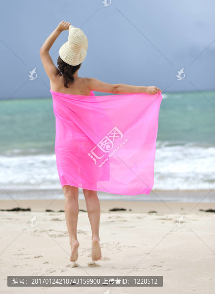 海灘上的女人