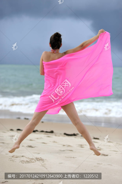 海灘上的女人