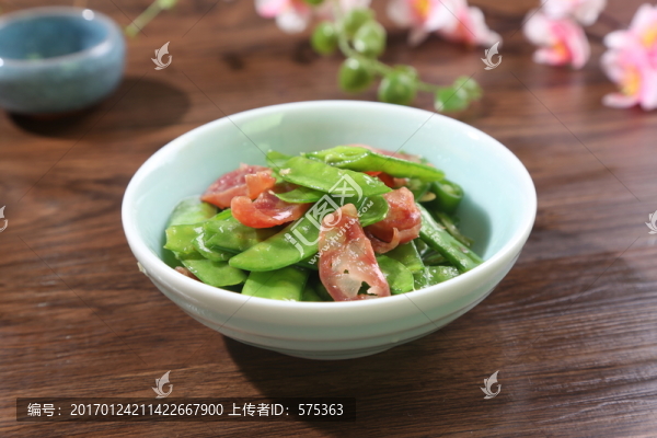 臘腸炒荷蘭豆