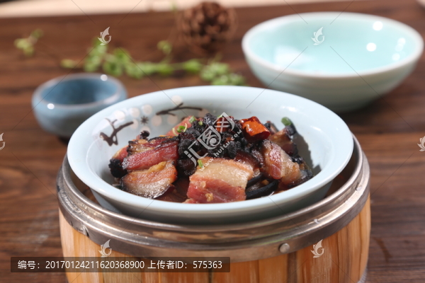 老干媽蒸臘肉