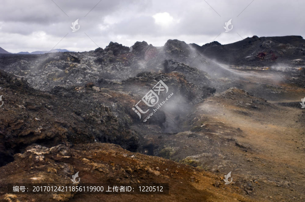 活躍的Volcanic,Fissure