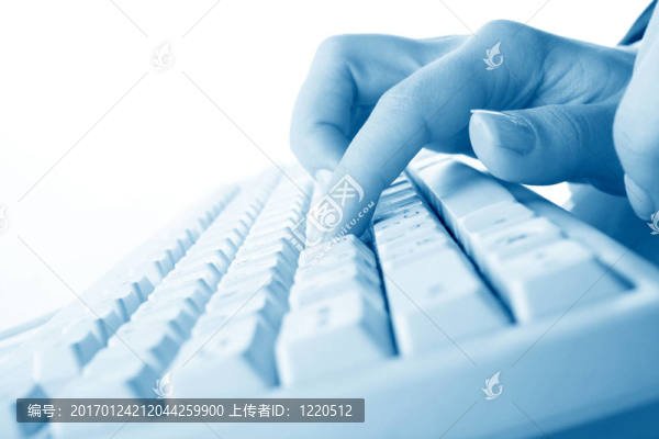 女孩打字