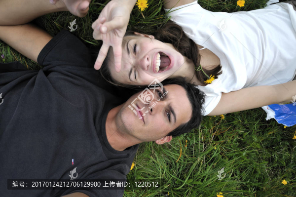 熱戀中的情侶