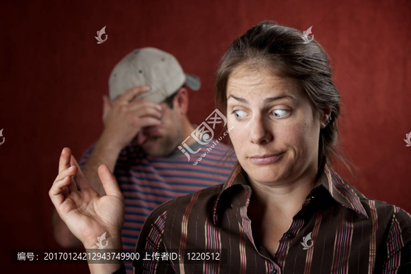 心煩意亂的男人和有罪的女人