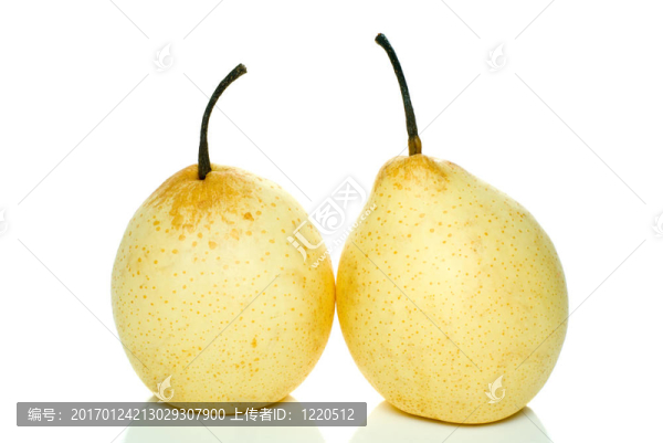 兩只黃色的中國梨