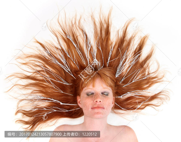 她躺在白色的頭發(fā)樹枝模型-匯圖網(wǎng) www.fosd68.com 她躺在白色的頭發(fā)樹枝模型