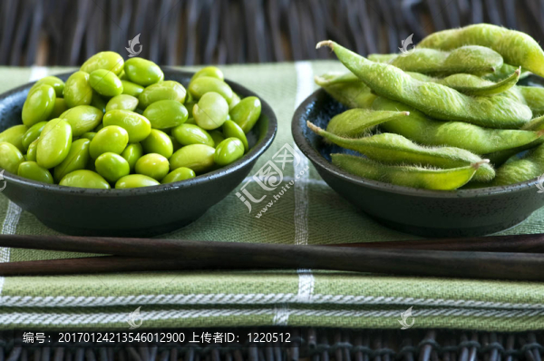 碗中的大豆