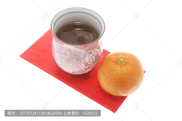 普通話；中國茶杯和紅色的包