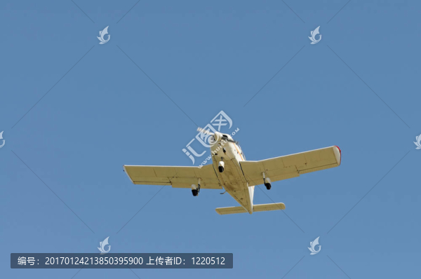 輕型飛機