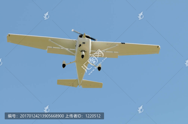 輕型飛機