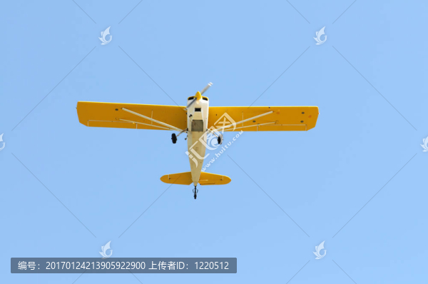 輕型飛機