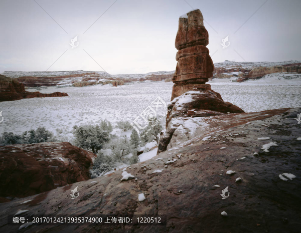 峽谷區(qū)國家公園春季暴雪；Moab；猶他