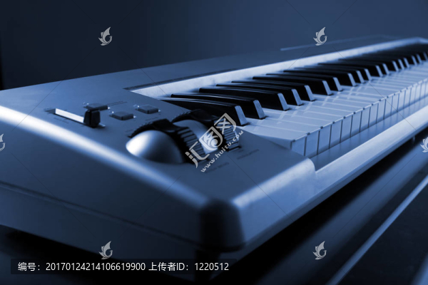 鋼琴鍵盤-匯圖網(wǎng) www.fosd68.com 鋼琴鍵盤