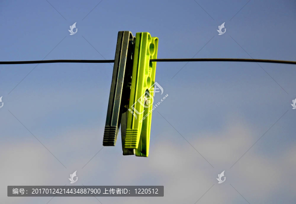 綠色釘