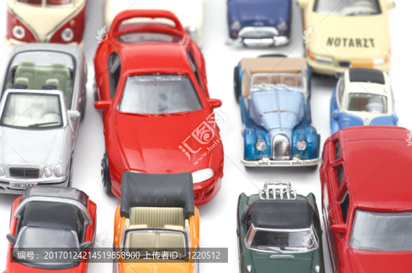 白鏡頭模型車