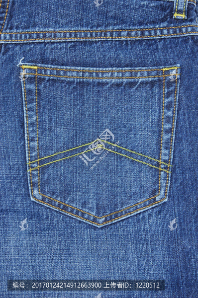 藍(lán)色牛仔褲的口袋里-匯圖網(wǎng) www.fosd68.com 藍(lán)色牛仔褲的口袋里