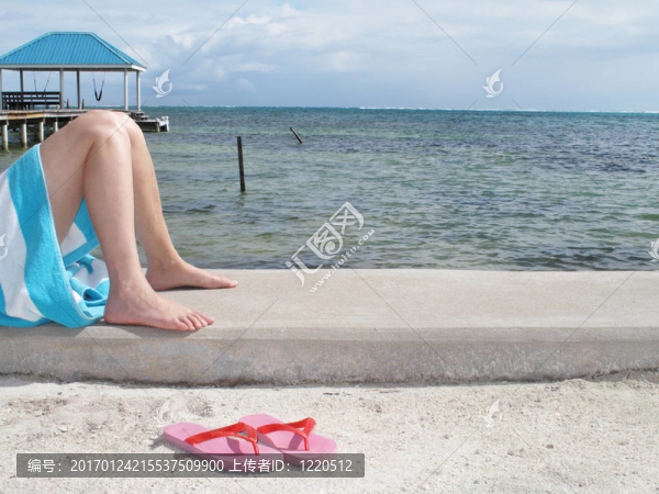 粉紅涼鞋和腿-匯圖網(wǎng) www.fosd68.com 粉紅涼鞋和腿